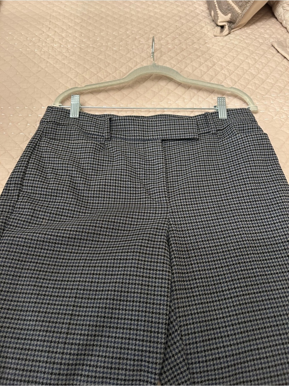 LOFT women’s  Black & Gray Houndstooth Flat Front pants